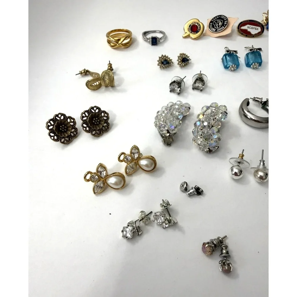 Lot of Vintage Costume Jewelry Rings Pins Earrings 33 Pieces
